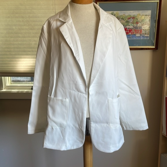 NWOT White blazer - Picture 3 of 5
